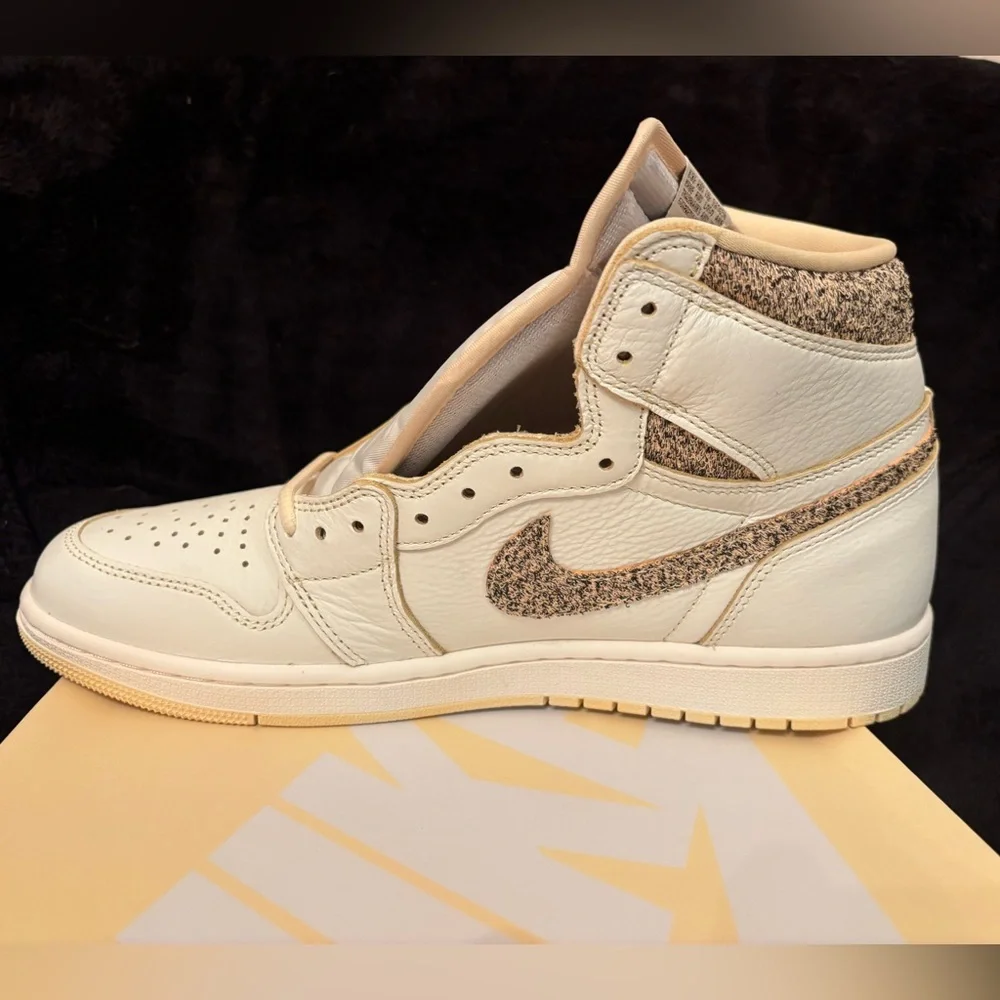 Air Jordan 1 Retro High OG Craft Sail/Pale Vanilla-Black. Men’s Size 11    NIB - Picture 4 of 14